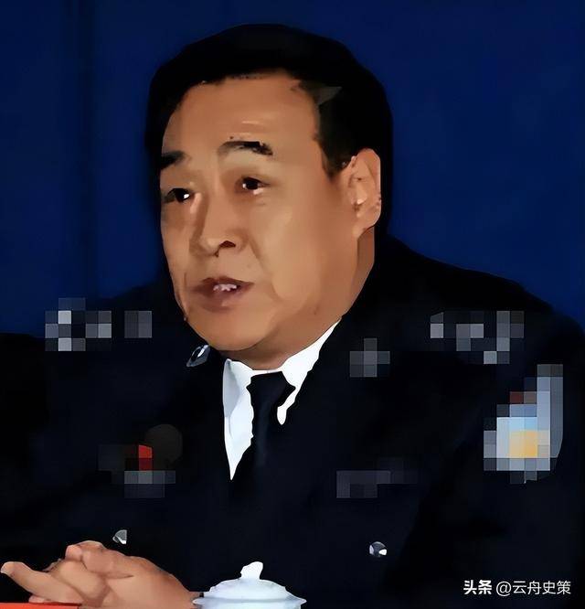 广东头号警花 为升官卖色相 后台不是一般的硬 广东头号警花 为升官卖色相 后台不是一般的硬