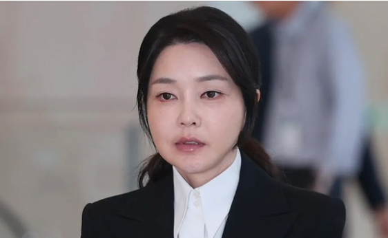 曾判韩国第一夫人有罪的法官坠亡 遗书留下3个字 曾判韩国第一夫人有罪的法官坠亡 遗书留下3个字