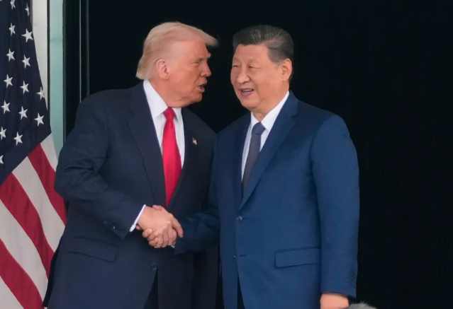 热评:川普在赴华前夕竟然直接掀了底牌 热评:川普在赴华前夕竟然直接掀了底牌
