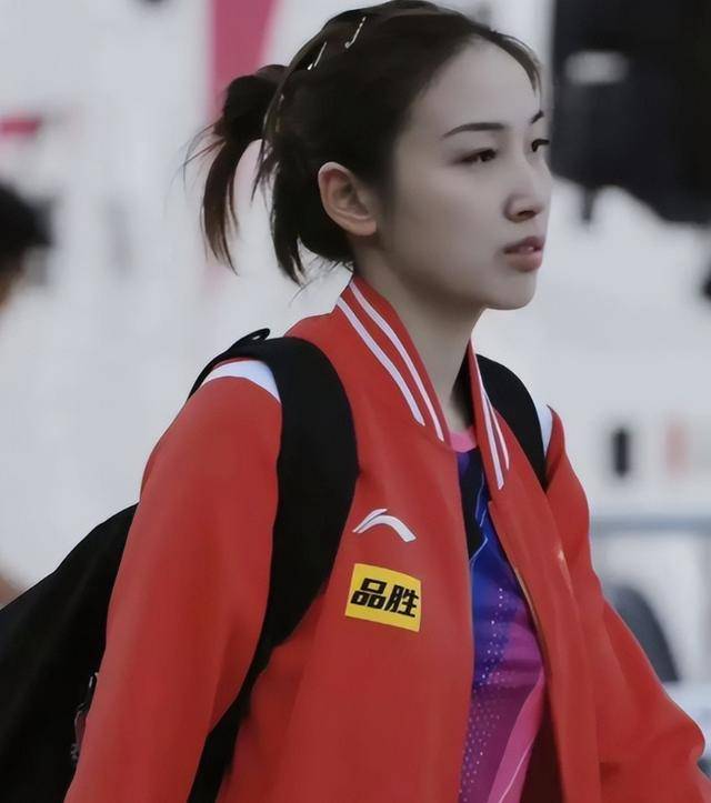 前国乒女神正式退役!还获72万元安置费 前国乒女神正式退役!还获72万元安置费