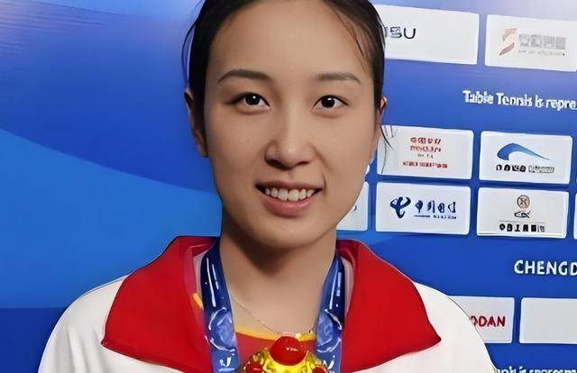 前国乒女神正式退役!还获72万元安置费 前国乒女神正式退役!还获72万元安置费