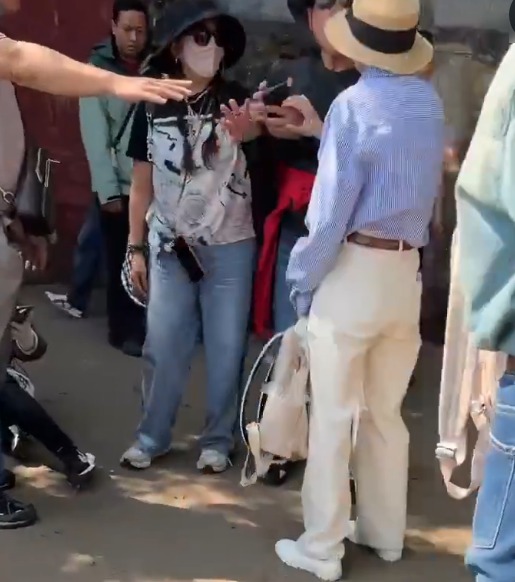 台湾人游浙江 因制止插队 遭2女围殴 台湾人游浙江 因制止插队 遭2女围殴