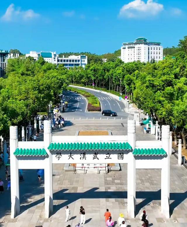 OPPO翻车!美女策划底细被扒光 武大下场 OPPO翻车!美女策划底细被扒光 武大下场