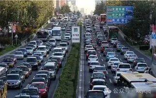 五一才发现,占满高速的全是10万左右的燃油车 五一才发现,占满高速的全是10万左右的燃油车