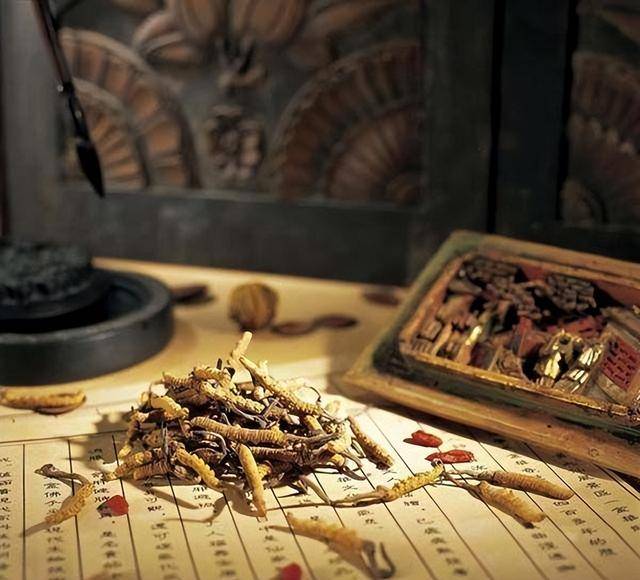 当年溥仪临死前面目狰狞,一直大喊三个字 当年溥仪临死前面目狰狞,一直大喊三个字