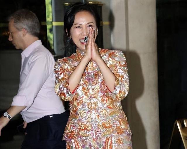 赌王千金下嫁普通小伙,如今生活早已大变 赌王千金下嫁普通小伙,如今生活早已大变