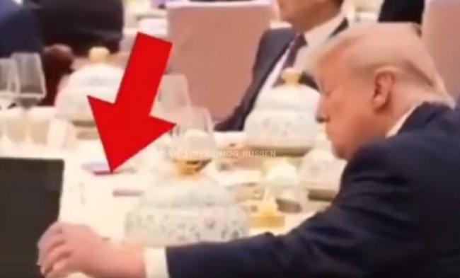 疯传川普偷翻“习近平小本本”? CNN揭真相 疯传川普偷翻“习近平小本本”? CNN揭真相