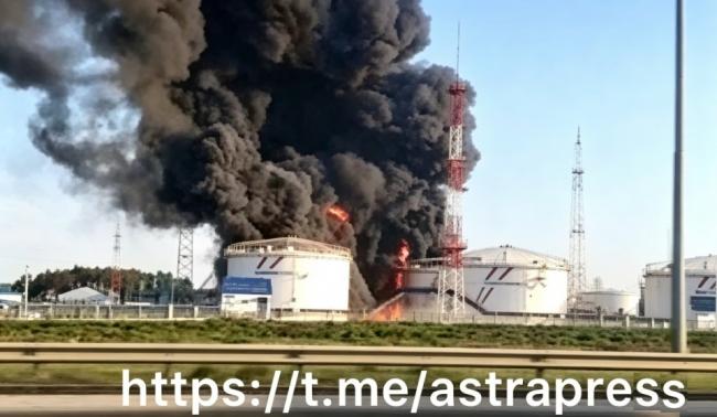 爆炸声此起彼伏!莫斯科遭遇一年最大无人机袭击 爆炸声此起彼伏!莫斯科遭遇一年最大无人机袭击