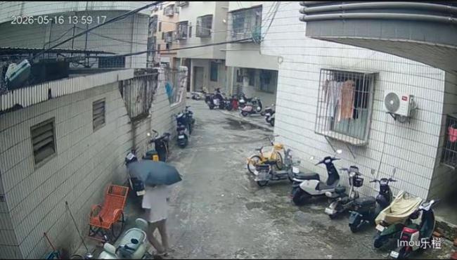 中国男子街头猝死 他“这样”离世…引爆全网 中国男子街头猝死 他“这样”离世…引爆全网