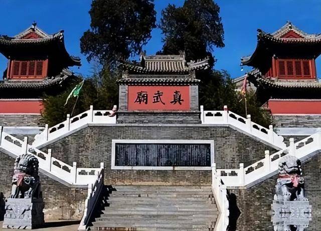 憋屈的国宝:七千斤名玉打造,却装了300年咸菜 憋屈的国宝:七千斤名玉打造,却装了300年咸菜