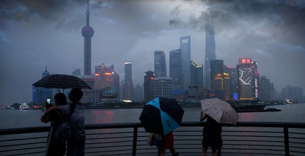 中国经济最荒诞一幕上演了 中国经济最荒诞一幕上演了