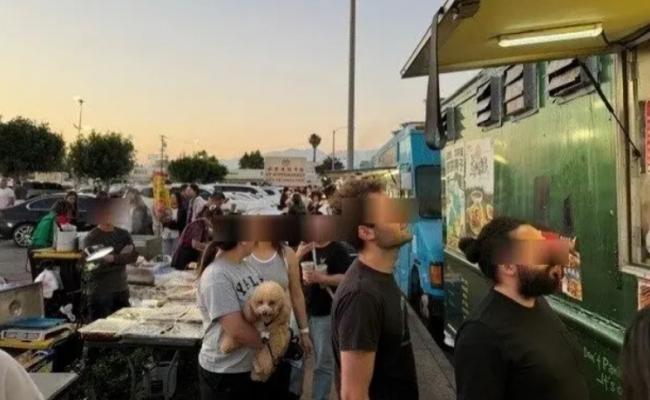 连锅都不要了 华人夜市打游击躲警察 连锅都不要了 华人夜市打游击躲警察