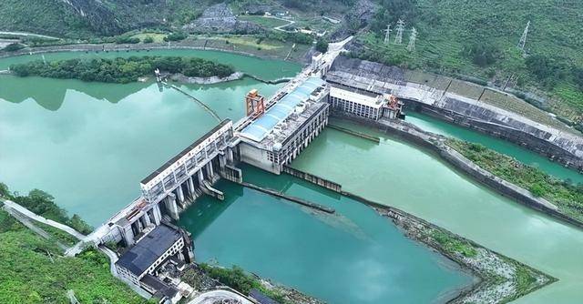 中国万亿超级工程 直接把西北“喂成”江南 中国万亿超级工程 直接把西北“喂成”江南
