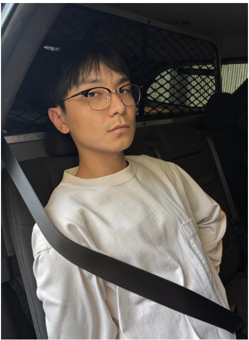 华男被ICE逮捕 评论区竟掀“间谍论” 华男被ICE逮捕 评论区竟掀“间谍论”