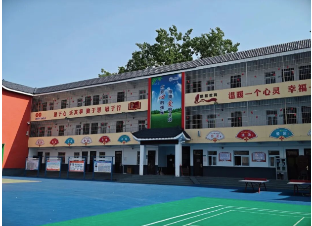 失控的爱:女大学生被家人骗入戒网瘾学校的11天 失控的爱:女大学生被家人骗入戒网瘾学校的11天