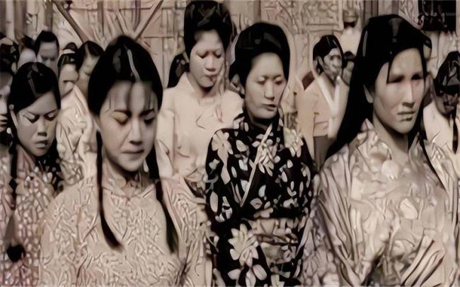二战士兵解决难言之隐:德国最好笑 美国最实用 二战士兵解决难言之隐:德国最好笑 美国最实用