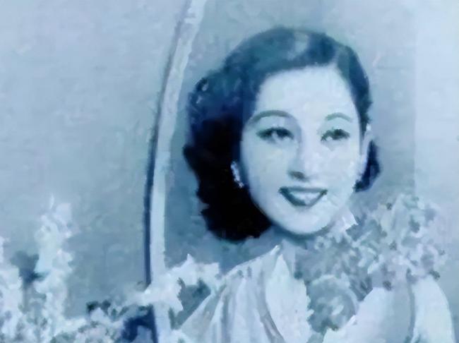 中国首位情色女作家,阅男无数,28岁跳海自杀 中国首位情色女作家,阅男无数,28岁跳海自杀