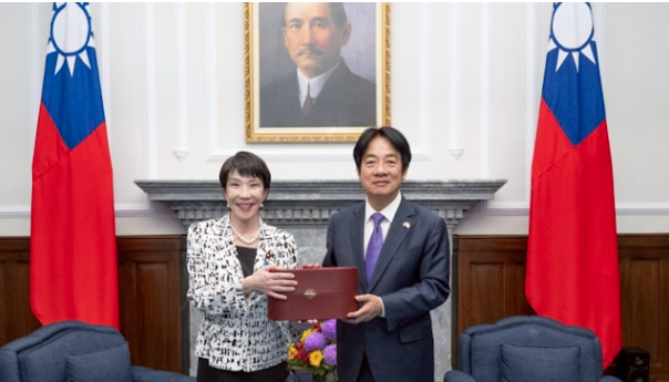 人民大会堂的窒息信号!1979年历史要重演? 人民大会堂的窒息信号!1979年历史要重演?