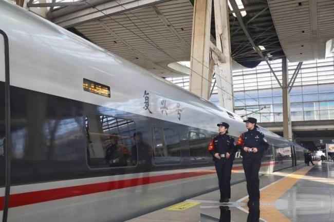 朋友圈刷屏:高铁的大变局来了 朋友圈刷屏:高铁的大变局来了