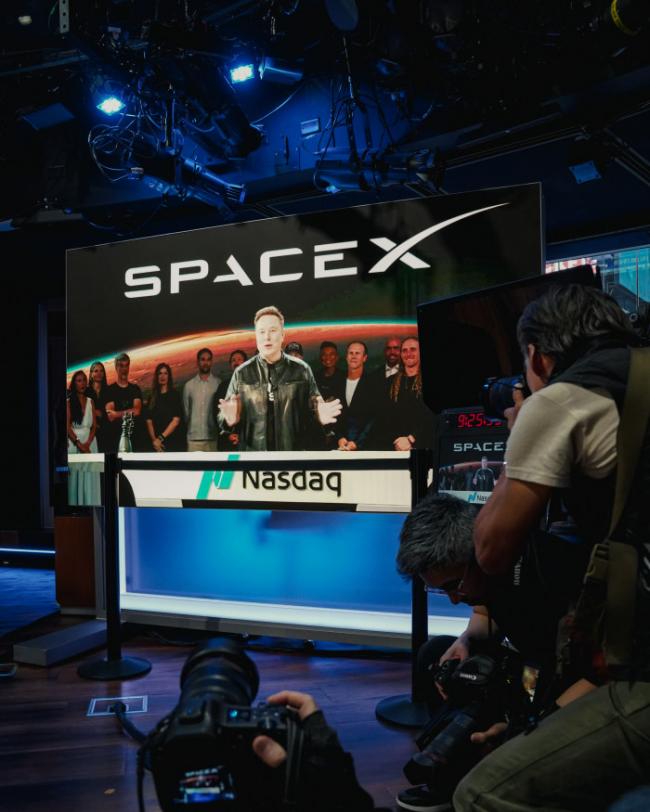 市值达2.1万亿美元!SpaceX完美首秀 市值达2.1万亿美元!SpaceX完美首秀