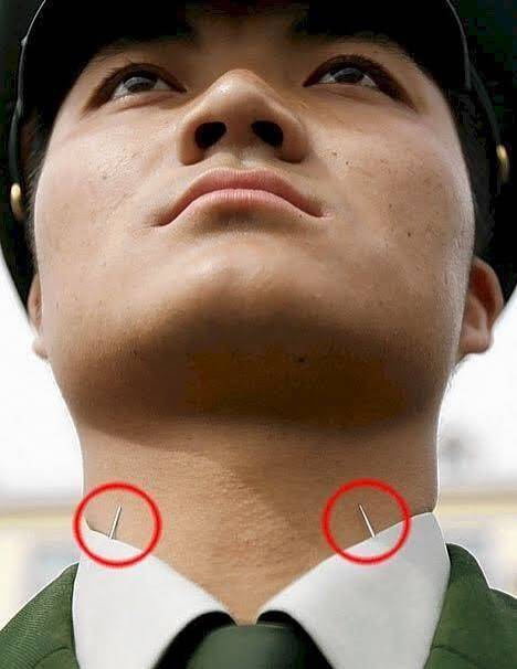 惊见解放军军服藏针 网呼:变态国家 惊见解放军军服藏针 网呼:变态国家