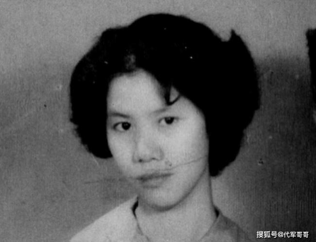 李小龙胞姐李秋源离世 李香凝晒照悼念姑妈 李小龙胞姐李秋源离世 李香凝晒照悼念姑妈