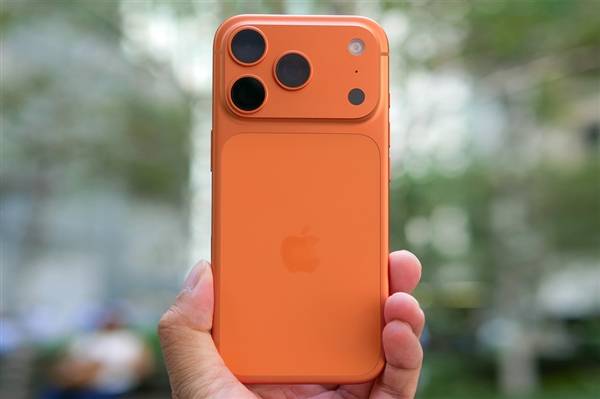 iPhone 17涨价在即:现在入手最划算 iPhone 17涨价在即:现在入手最划算