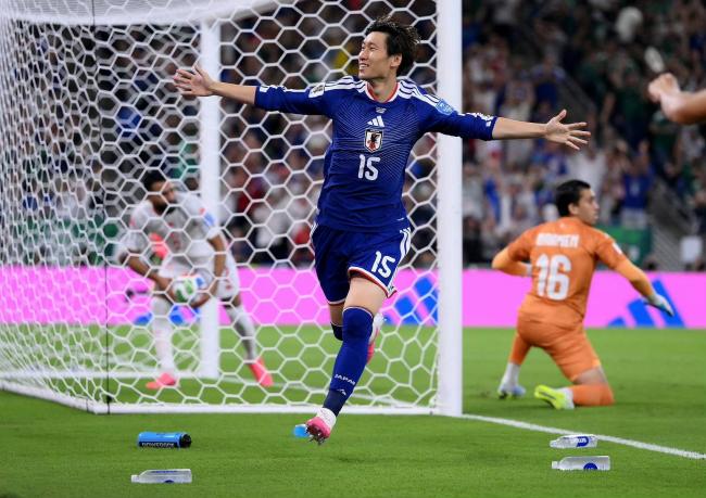 日本4:0大胜! 中国球迷集体破防 央视峰值狂飙 日本4:0大胜! 中国球迷集体破防 央视峰值狂飙