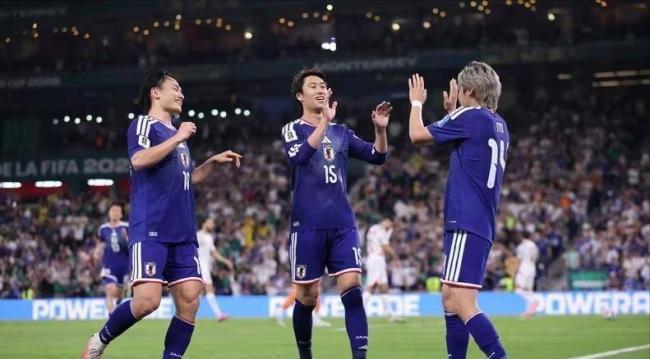 日本4:0大胜! 中国球迷集体破防 央视峰值狂飙 日本4:0大胜! 中国球迷集体破防 央视峰值狂飙