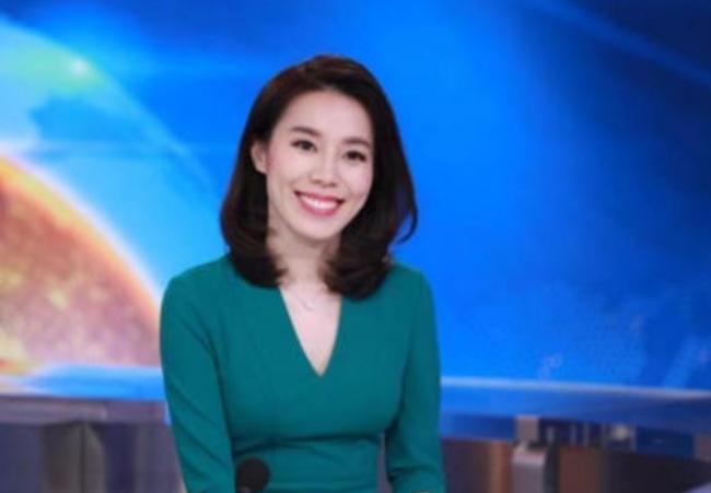 央视工作7年 和富豪一见钟情生3娃 今成老板娘 央视工作7年 和富豪一见钟情生3娃 今成老板娘