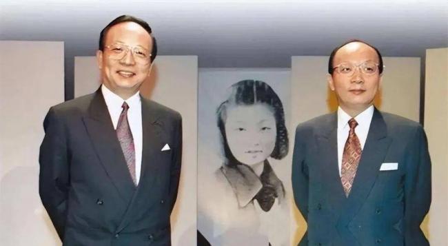 章亚若和蒋经国罕见合影,朝夕相处,感情升温 章亚若和蒋经国罕见合影,朝夕相处,感情升温