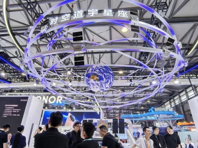 卫星通信“iPhone时刻”来了? 卫星通信“iPhone时刻”来了?