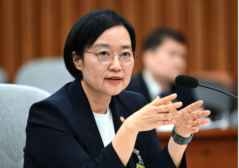 韩国史上第二位女总理诞生 韩国史上第二位女总理诞生