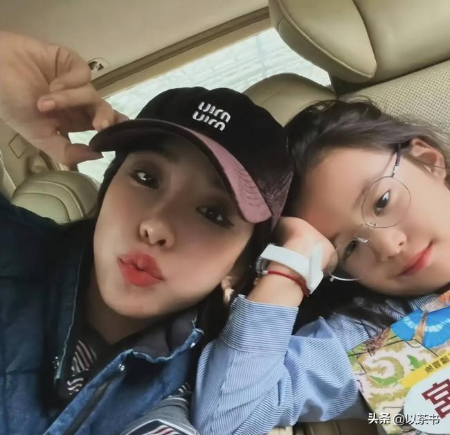 他们早已离婚:一个独自养娃,一个向名媛求婚 他们早已离婚:一个独自养娃,一个向名媛求婚