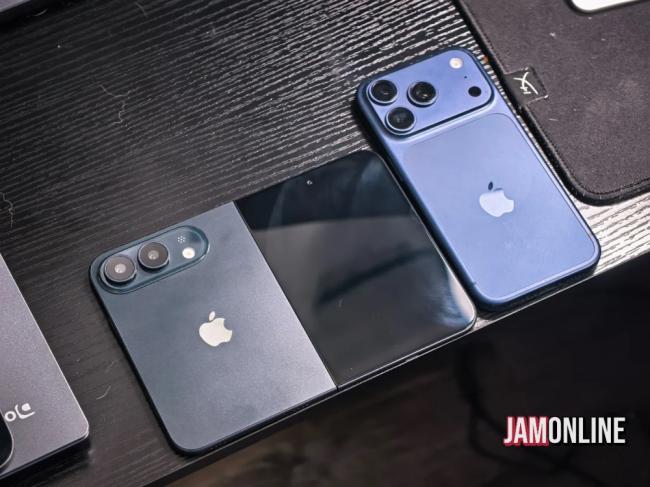 iPhone Ultra“真容”曝出,配色/折痕都惹眼 iPhone Ultra“真容”曝出,配色/折痕都惹眼