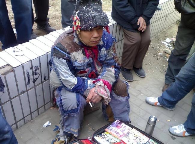 为什么乞丐近两年消失了?四大原因揭开真相 为什么乞丐近两年消失了?四大原因揭开真相
