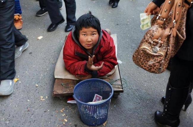 为什么乞丐近两年消失了?四大原因揭开真相 为什么乞丐近两年消失了?四大原因揭开真相