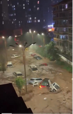 洪水离中南海不远了?河北多地又成泄洪区 洪水离中南海不远了?河北多地又成泄洪区