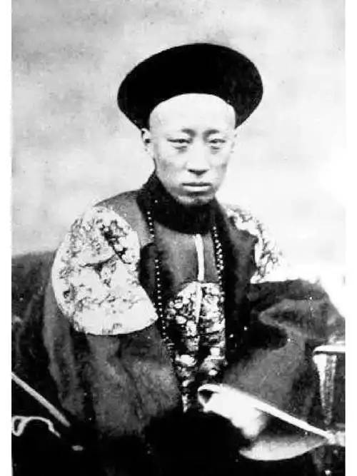 19岁早早驾崩,被同治皇帝的病历吓到了 19岁早早驾崩,被同治皇帝的病历吓到了
