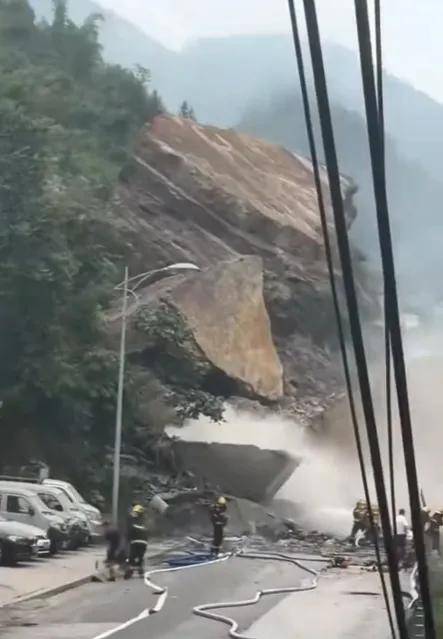“拼命地跑,腿脚都是软的” 重庆男子讲述滑坡 “拼命地跑,腿脚都是软的” 重庆男子讲述滑坡