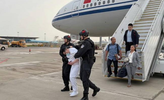 中国大网红“雅典娜”遭绑撕票 主嫌被遣返 中国大网红“雅典娜”遭绑撕票 主嫌被遣返