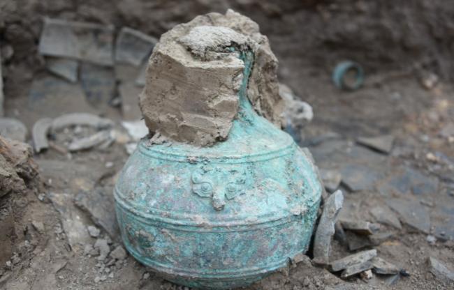 2300年前“密封佳酿”出土 古酒基本保存完整 2300年前“密封佳酿”出土 古酒基本保存完整