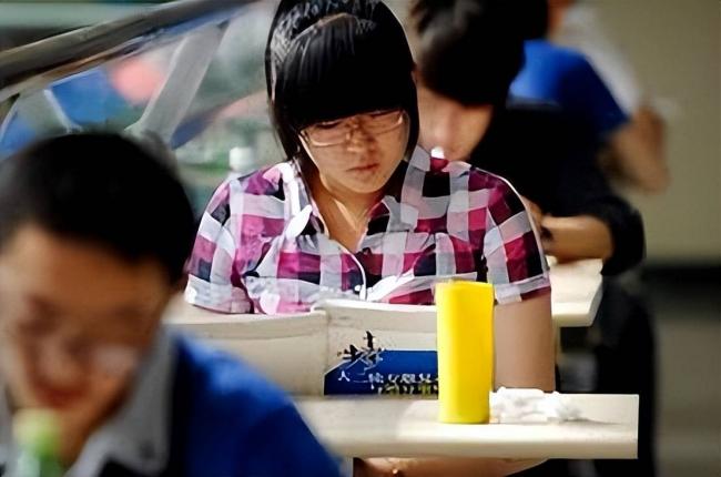 时代变了 今年中国高考录取太反常 时代变了 今年中国高考录取太反常