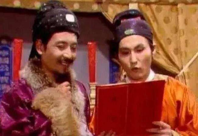 荣国府上千人口,贾政五品小官为什么养得起 荣国府上千人口,贾政五品小官为什么养得起