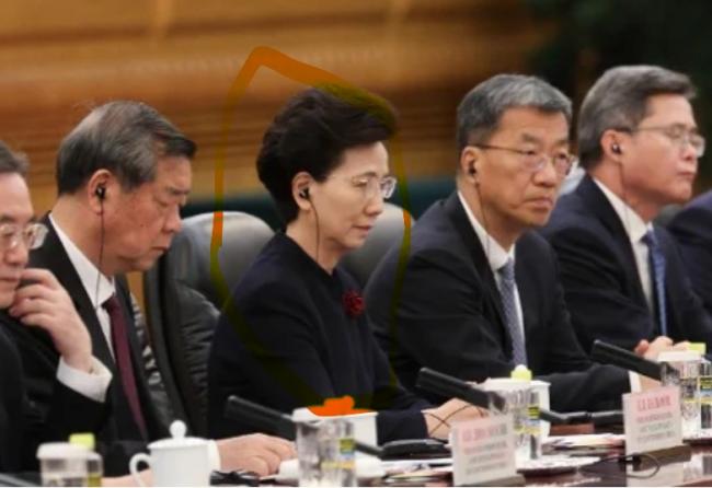 她罕见缺席北戴河 原因不明 她罕见缺席北戴河 原因不明
