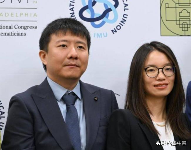 勇夺菲尔兹奖仅半月 王虹再迎喜讯 学术圈沉默 勇夺菲尔兹奖仅半月 王虹再迎喜讯 学术圈沉默