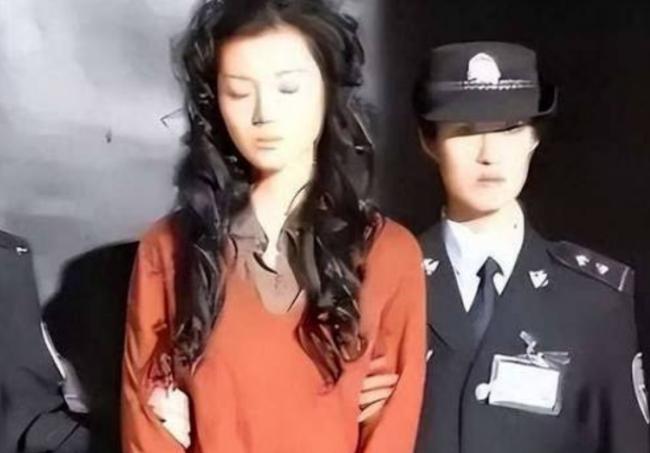 火化前死而复生?美女死刑犯毕丽梅惊魂伏法录 火化前死而复生?美女死刑犯毕丽梅惊魂伏法录