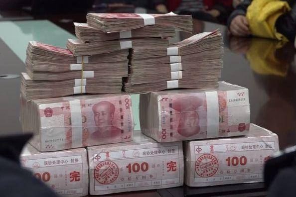 家庭存款达到“这个数”,就不用上班了 家庭存款达到“这个数”,就不用上班了
