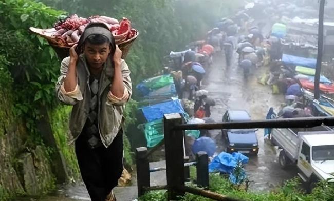 全球“最湿的地方”,当地人是如何生存的 全球“最湿的地方”,当地人是如何生存的