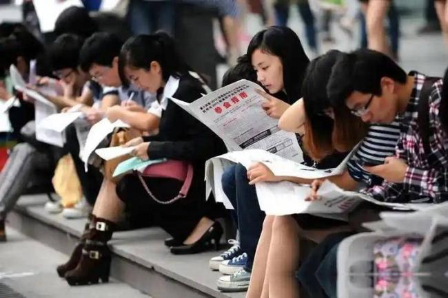 扎心现状!中国县域楼市危机远超想象 扎心现状!中国县域楼市危机远超想象